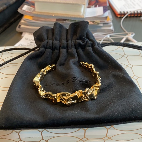 Amber Sceats Emery Bracelet/Cuff - Picture 4 of 5